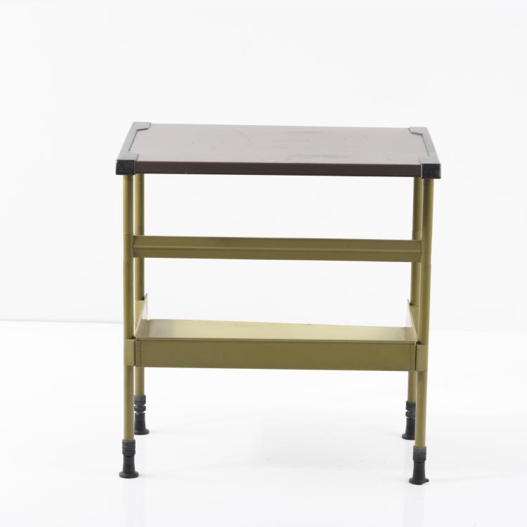 Bild 1 zu Objekt, 'Spazio' console table / shelf, 1959, Studio B.B.P.R.,Gian Luigi Banfi,Ludovico Barbiano di Belgiojoso,Enrico Peressutti,Ernesto Nathan Rogers, Olivetti, Ivrea, 157B 345