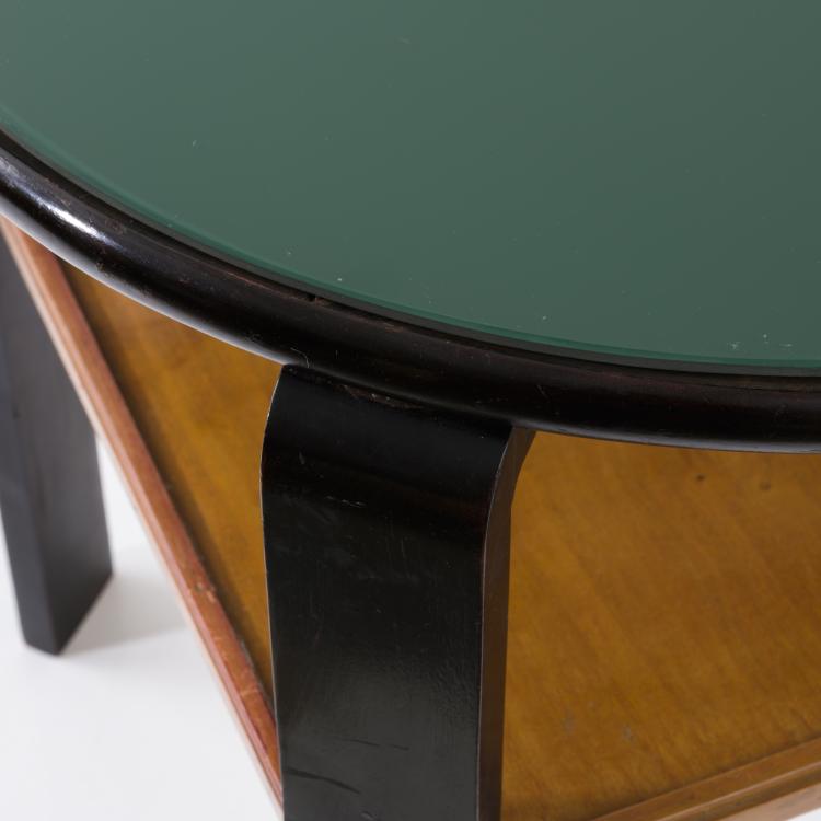 Bild 2 zu Objekt, Beistelltisch, 1930er Jahre, Italien, 157B 235