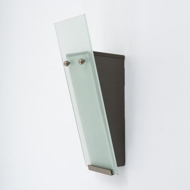 Bild 2 zu Objekt, 2 wall lights, c. 1989, Andr&eacute;e Putman, &Eacute;cart International, Paris, 157B 534