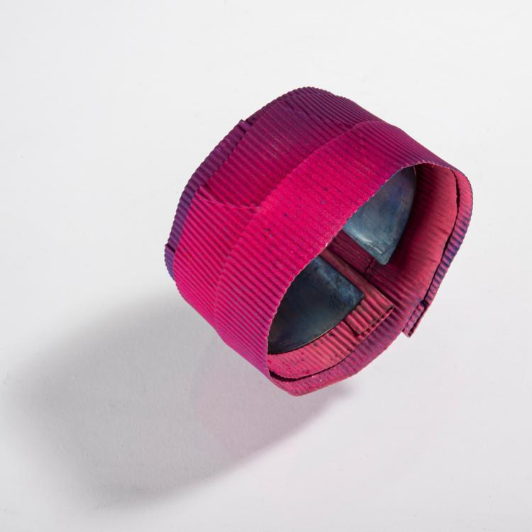 Bild 2 zu Objekt, 'Fortuny' bracelet, 2014, Annamaria Zanella, 157D 1020