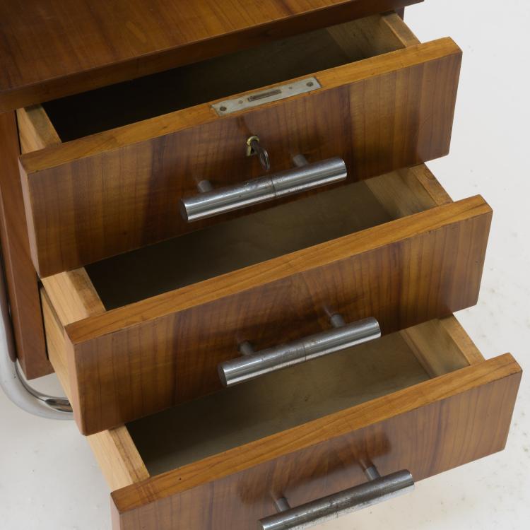 Bild 5 zu Objekt, 'B 327' desk, 1930, Andr&eacute; Lur&ccedil;at, Thonet Mundus (zugeschrieben), 157A 72