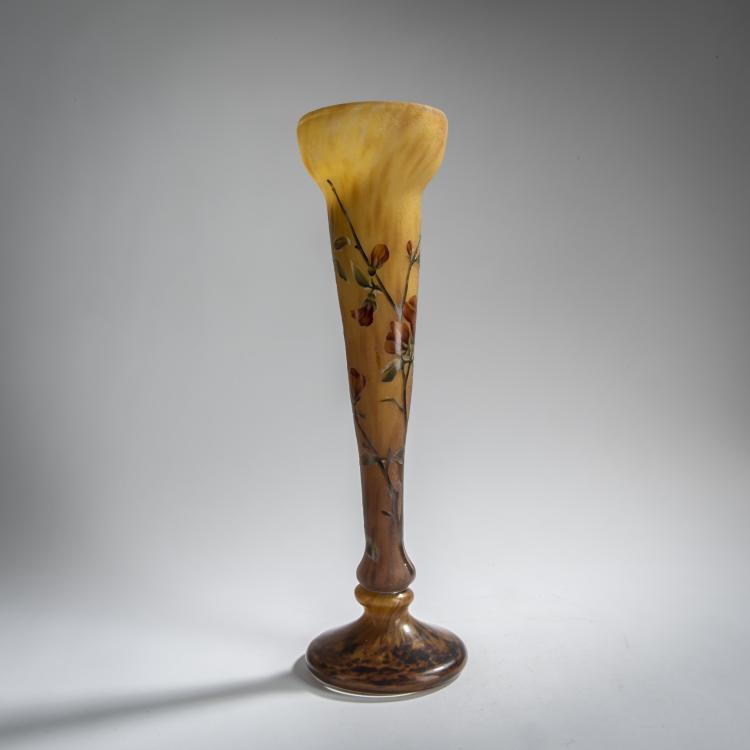 Bild 2 zu Objekt, 'Cognassier du Japon' vase, c. 1910, Antonin Daum, Daum Fr&egrave;res, Nancy, 156D 673