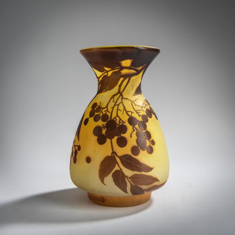 Hauptbild zu Objekt, 'Vigne vierge' vase, 1908-20, Emile Gall&eacute;, Gall&eacute;, &Eacute;tablissements, Nancy, 156D 689
