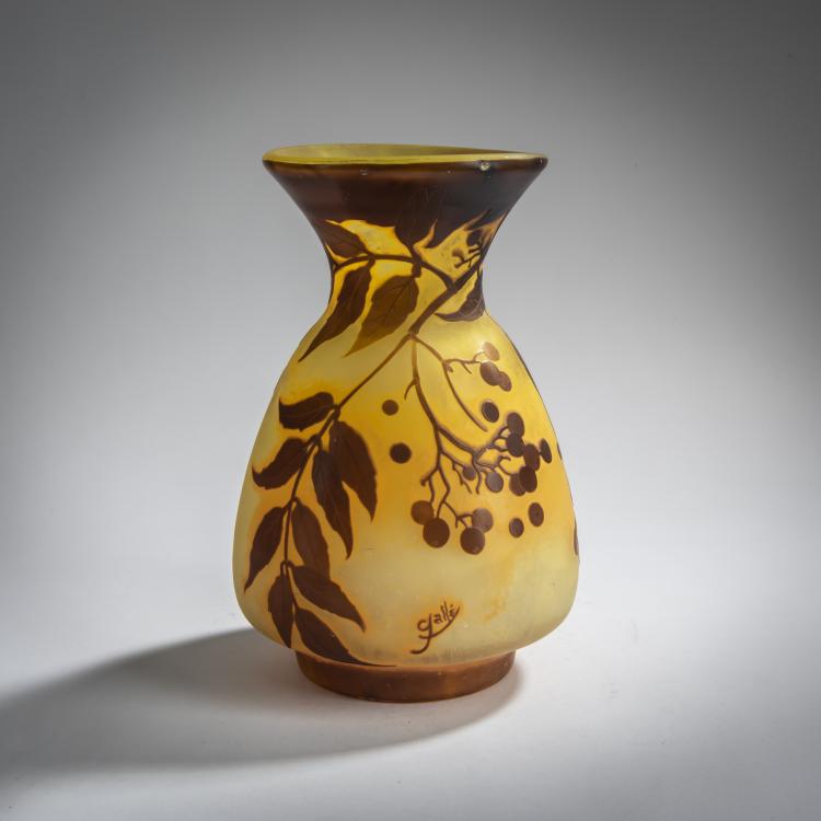 Bild 1 zu Objekt, 'Vigne vierge' vase, 1908-20, Emile Gall&eacute;, Gall&eacute;, &Eacute;tablissements, Nancy, 156D 689