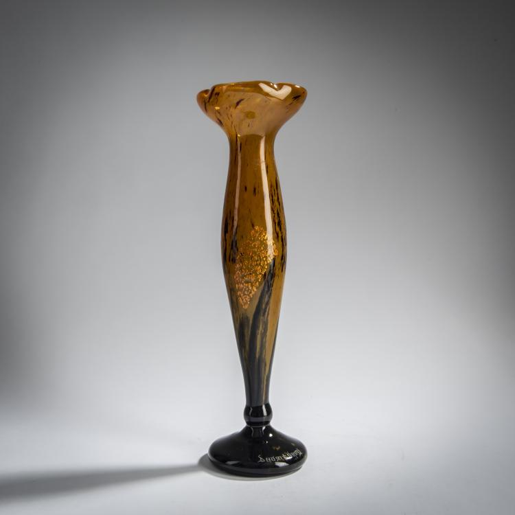 Bild 1 zu Objekt, Vase 'Verre de jade', um 1919-23, Daum Fr&egrave;res, Nancy, 156D 676