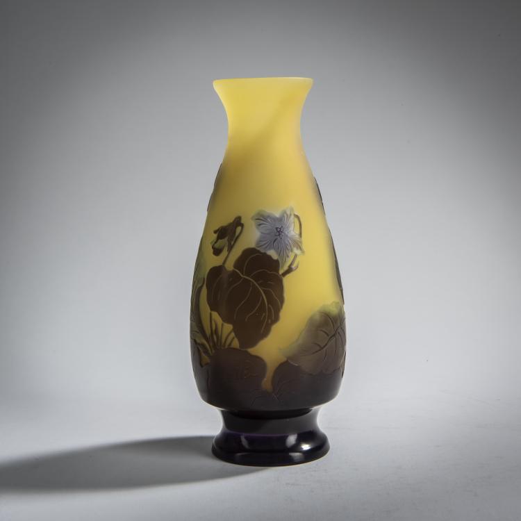 Bild 1 zu Objekt, 'Violettes' vase, 1920-36, Emile Gall&eacute;, Gall&eacute;, &Eacute;tablissements, Nancy, 156D 696