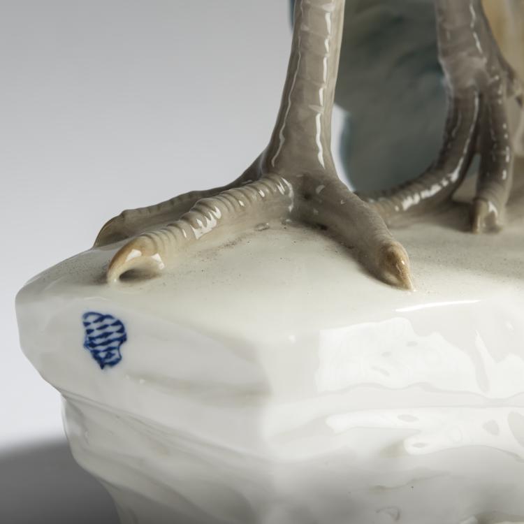 Bild 4 zu Objekt, 'Peacock', 1906, Theodor K&auml;rner, Nymphenburg, KPM, 156D 752