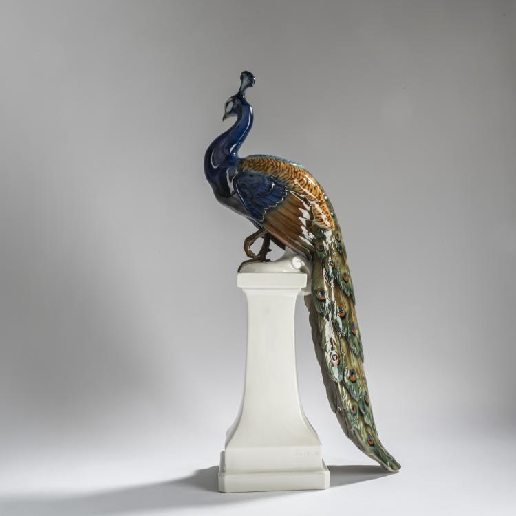 Bild 3 zu Objekt, 'Peacock on a High Pedestal', 1918, Edmund Sode, Schwarzburger Werkst&auml;tten f&uuml;r Porzellankunst, Unterwei&szlig;bach, 156D 773