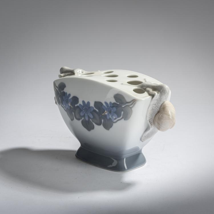 Bild 3 zu Objekt, Rose vase, c. 1900, Kopenhagen, KPM, 156C 658