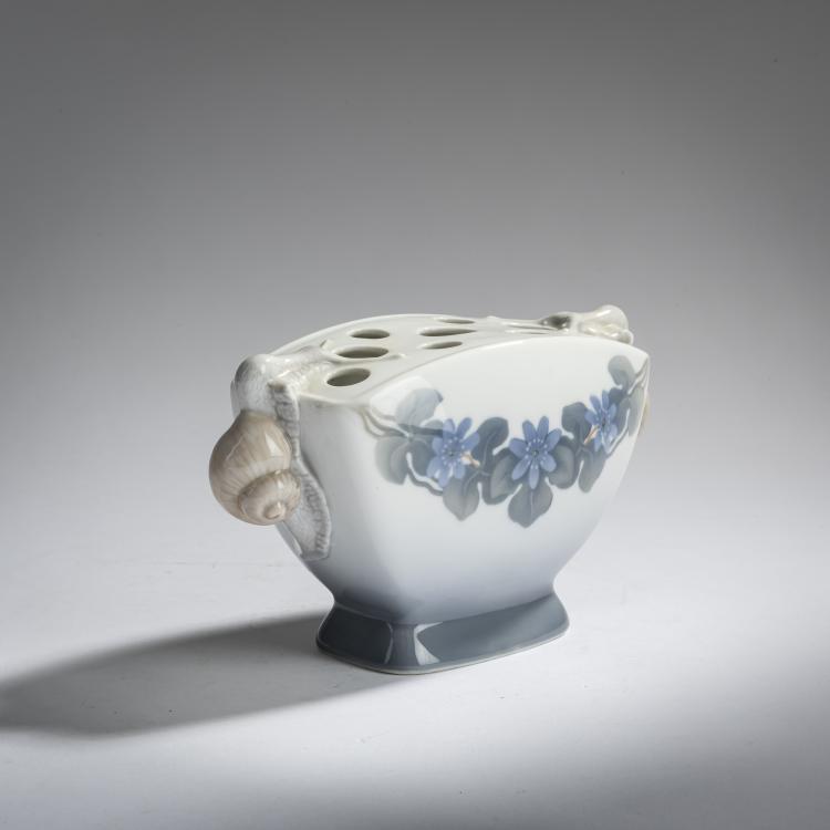 Bild 4 zu Objekt, Rose vase, c. 1900, Kopenhagen, KPM, 156C 658