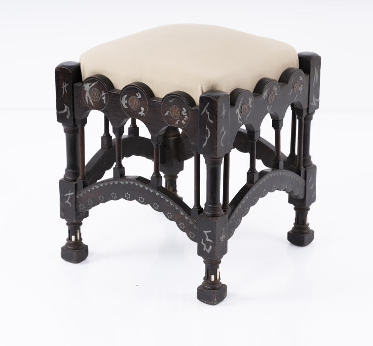 Hauptbild zu Objekt, Stool, c. 1895, Carlo Bugatti, Bugatti & Cie., Mailand, 156C 505