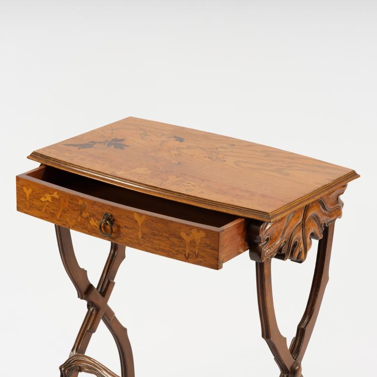 Bild 7 zu Objekt, 'Coeur de Jeannette' handwork table, c. 1900, Emile Gall&eacute;, Gall&eacute;, &Eacute;mile, Nancy, 156C 514
