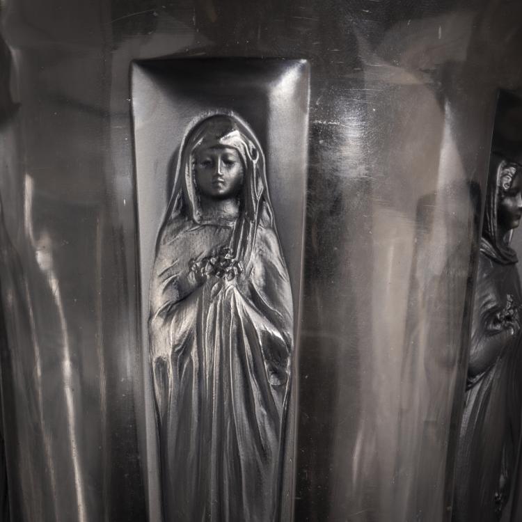 Bild 2 zu Objekt, Vase 'Six Figurines', 1912, Ren&eacute; Lalique, Lalique, Ren&eacute;, Combs-la-Ville, 156A 3