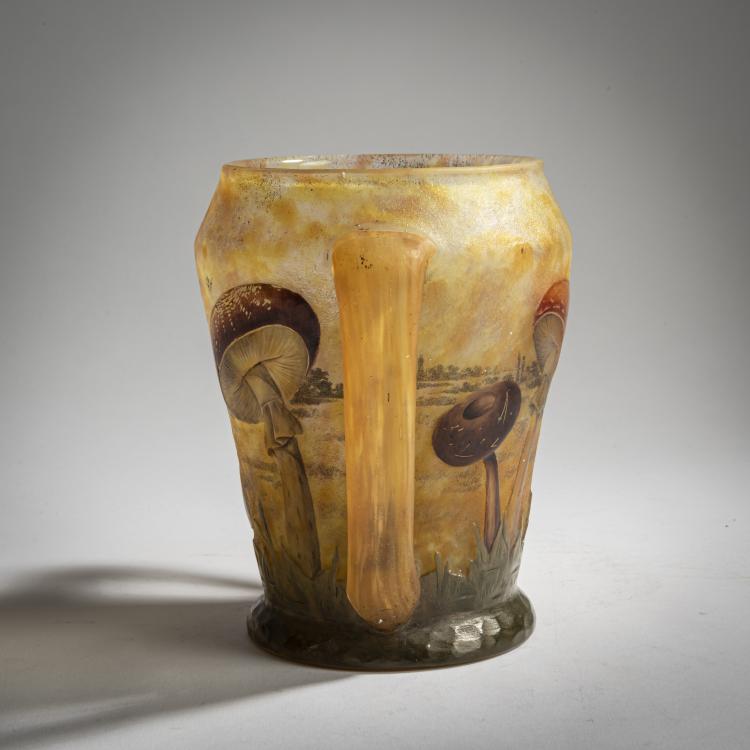 Bild 2 zu Objekt, Henkelvase 'Champignons', 1907, Henri Berg&eacute;,Antonin Daum,&Eacute;mile Wirtz, Daum Fr&egrave;res, Nancy, 156B 131