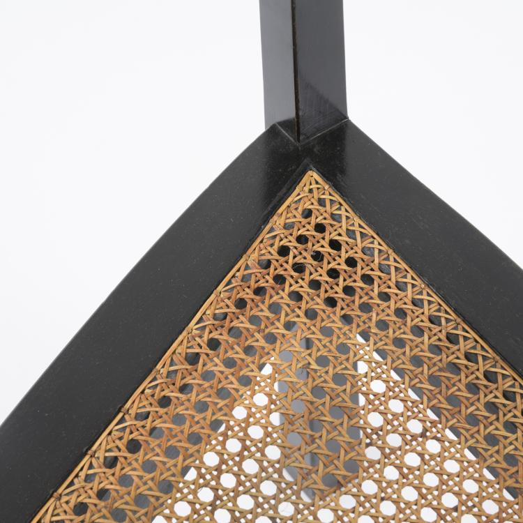 Bild 4 zu Objekt, Armlehnstuhl, 1901-03, Mackay Hugh Baillie Scott, Dresdener Werkst&auml;tten, Hellerau; J. P. White, Pyghtle Works, Bedford, 156C 507