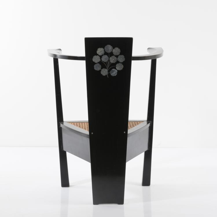 Bild 8 zu Objekt, Armlehnstuhl, 1901-03, Mackay Hugh Baillie Scott, Dresdener Werkst&auml;tten, Hellerau; J. P. White, Pyghtle Works, Bedford, 156C 507