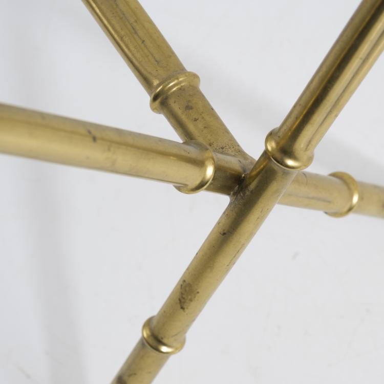 Bild 3 zu Objekt, 'Bamboo' side table and newspaper rack, c. 1970, Italien, 157B 490