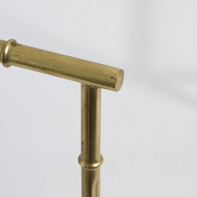 Bild 7 zu Objekt, 'Bamboo' side table and newspaper rack, c. 1970, Italien, 157B 490