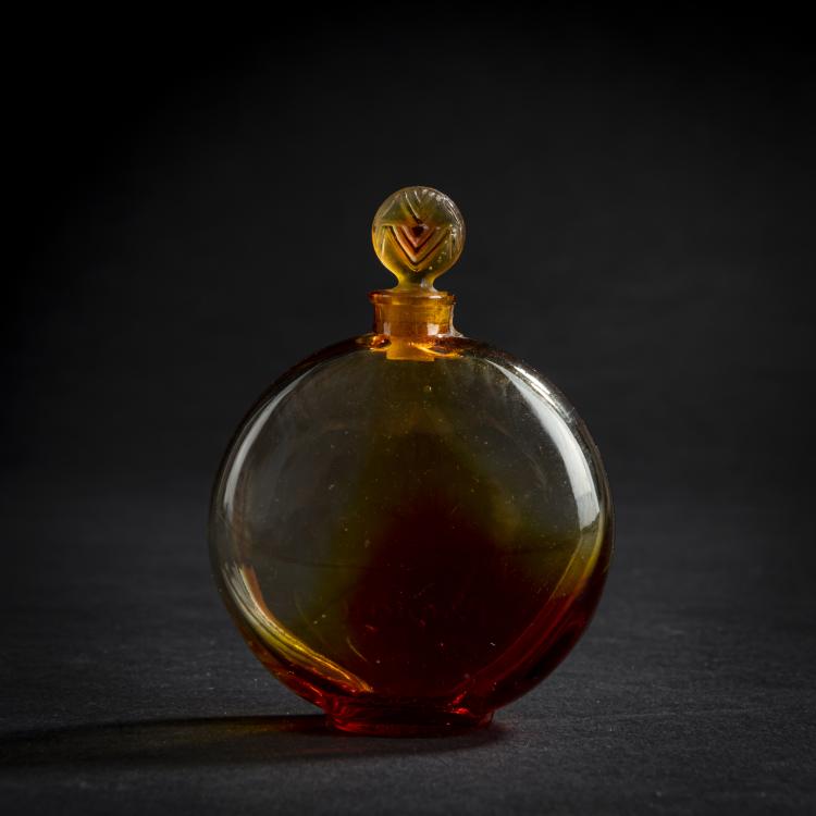 Bild 1 zu Objekt, Flakon 'Vers le jour', 1926, Ren&eacute; Lalique, Lalique, Ren&eacute;, Wingen-sur-Moder, 156A 30