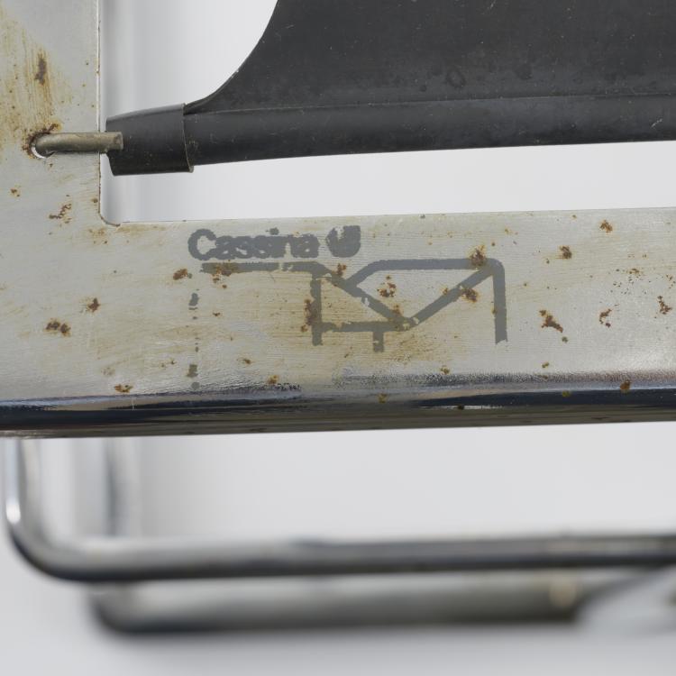 Bild 5 zu Objekt, 2 'LC 2' comfy chairs, 1928, Pierre Jeanneret,Charlotte Perriand,Le Corbusier Charles-&Eacute;douard Jeanneret-Gris, Cassina, Mailand, 158B 344