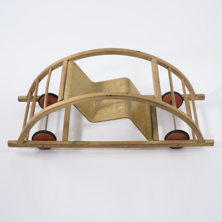 Bild 1 zu Objekt, Rocking chair / car, 1950, Hans Brockhage, Siegfried Lenz, Berggie&szlig;h&uuml;bel/ Pirna, 157A 93