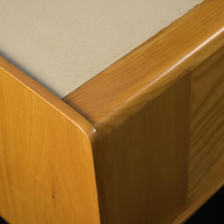 Bild 4 zu Objekt, Desk, c. 1950, Hans Hartl, DeWe, Deutsche Werkst&auml;tten, M&uuml;nchen, 157A 140