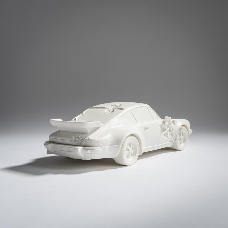Bild 5 zu Objekt, 'Eroded 911 Turbo (Porsche)', 2020, Daniel Arsham, Daniel Arsham Studio, New York, 157C 645