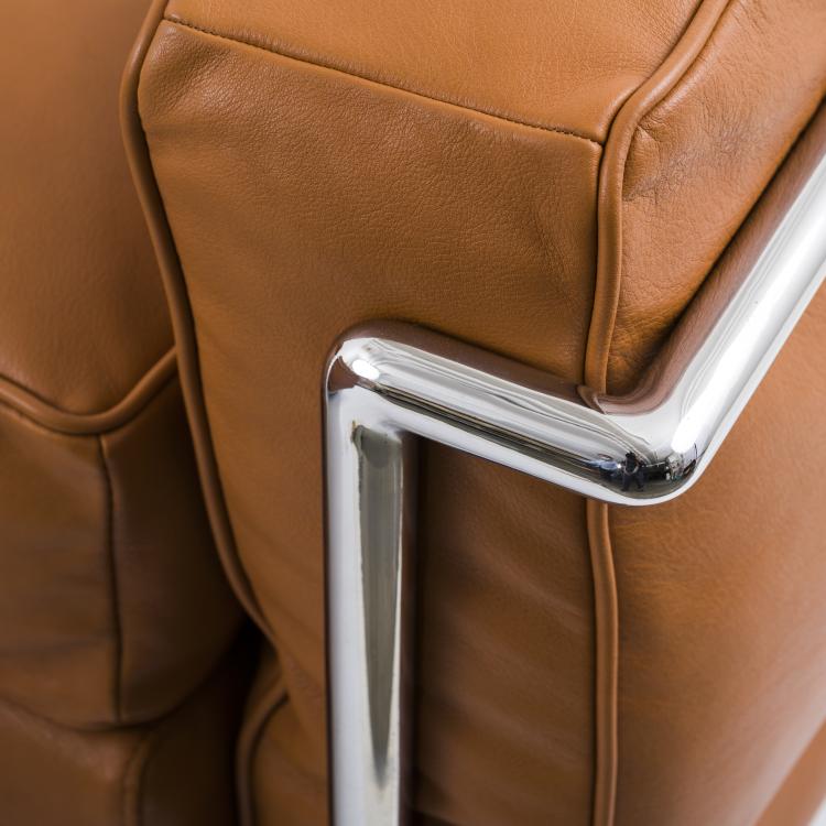 Bild 8 zu Objekt, 2 'LC 2' easy chairs, 1928, Pierre Jeanneret,Charlotte Perriand,Le Corbusier Charles-&Eacute;douard Jeanneret-Gris, Cassina, Mailand, 157A 71