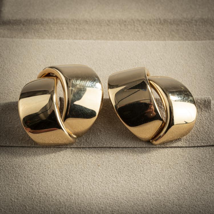 Bild 4 zu Objekt, Pair of 'Abbracci' clip-on earrings, 1990s, Vhernier, Mailand, 157E 1125