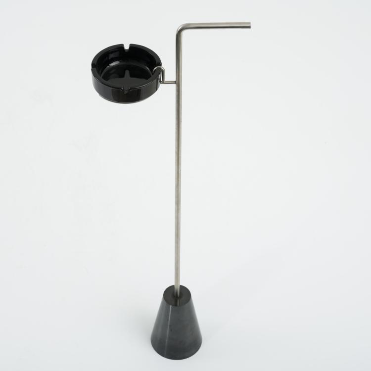 Bild 1 zu Objekt, Standing ashtray, 1993, Konstantin Grcic, 157A 213