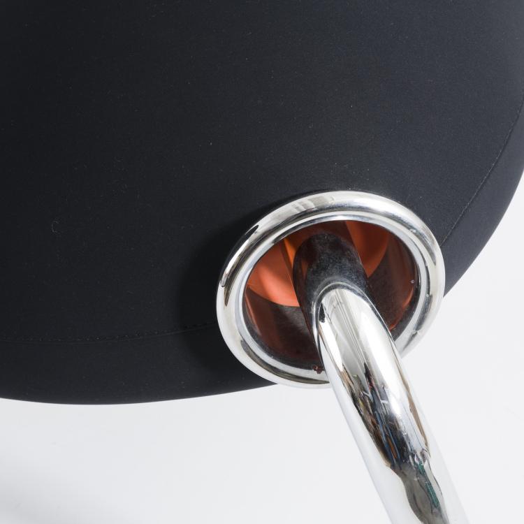 Bild 5 zu Objekt, 'Embryo' chair, 1988, Marc Newson, Cappellini, Mailand, 157B 574