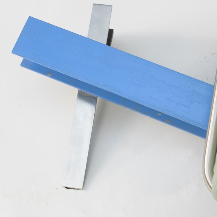 Bild 2 zu Objekt, Sessel 'Vod&ouml;l himmelblau', 1988, Helmut Swiczinsky,Wolf D. Prix, Coop Himmelb(l)au, Vitra Design, Weil am Rhein, 157B 576