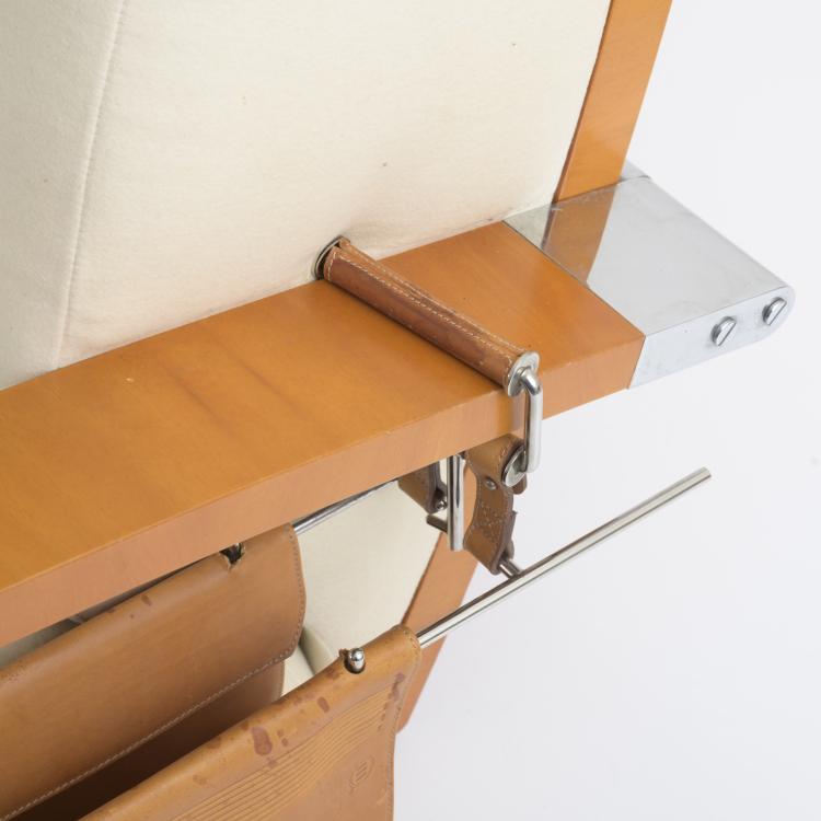 Bild 7 zu Objekt, Armlehnsessel mit Ottoman und Zeitungshalter 'Casablanca', 1987, Jaime Tresserra, Tresserra Collection, Madrid, 157B 569