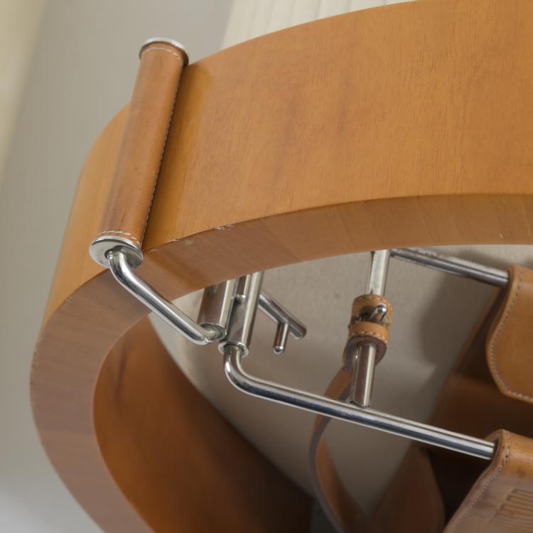 Bild 8 zu Objekt, Armlehnsessel mit Ottoman und Zeitungshalter 'Casablanca', 1987, Jaime Tresserra, Tresserra Collection, Madrid, 157B 569