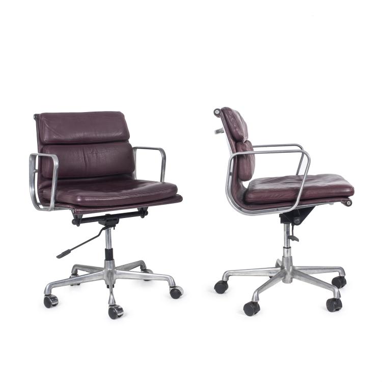 Hauptbild zu Objekt, 2 'Soft Pad Group' desk chairs, 1969, Charles Eames,Ray Eames, ICF Cadsana f&uuml;r Miller, Herman, Zeeland, 157B 479