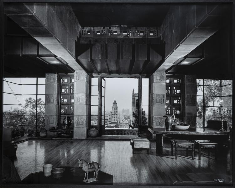 Hauptbild zu Objekt, 'Frank Lloyd Wright, Freeman House, Los Angeles, California', 1953, Julius Shulman, Edition Taschen, 157C 872