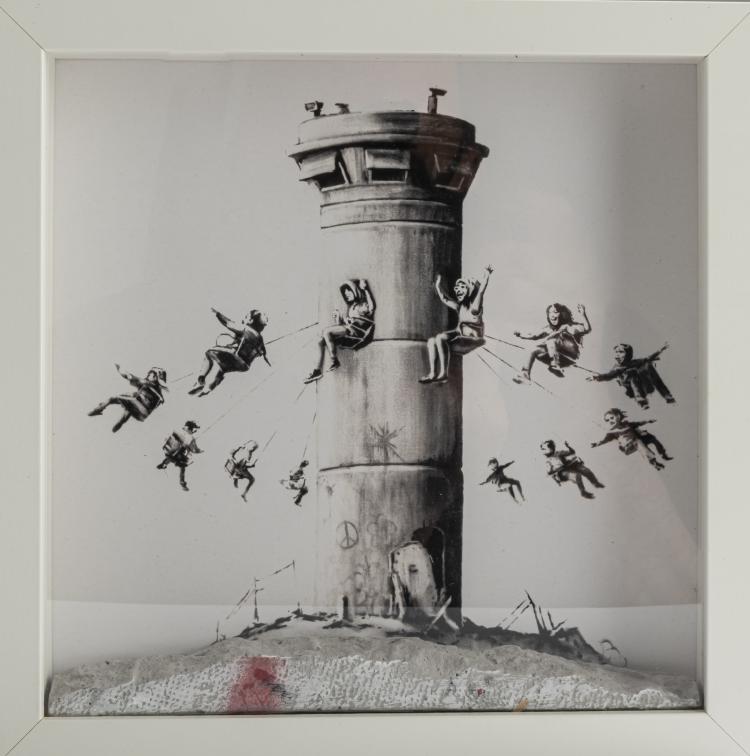 Hauptbild zu Objekt, 'The Walled Off Hotel Box Set', 2017,  Banksy, 157C 652