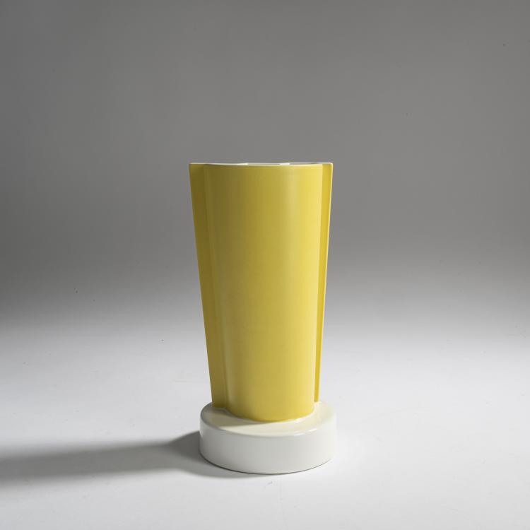 Bild 1 zu Objekt, 'ET1' vase, 1990, Ettore Sottsass, Alessio Sarri, Sesto Fiorentino, 157B 363