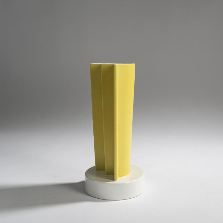 Bild 2 zu Objekt, 'ET1' vase, 1990, Ettore Sottsass, Alessio Sarri, Sesto Fiorentino, 157B 363