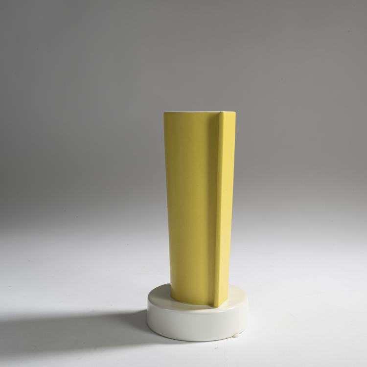 Bild 3 zu Objekt, 'ET1' vase, 1990, Ettore Sottsass, Alessio Sarri, Sesto Fiorentino, 157B 363