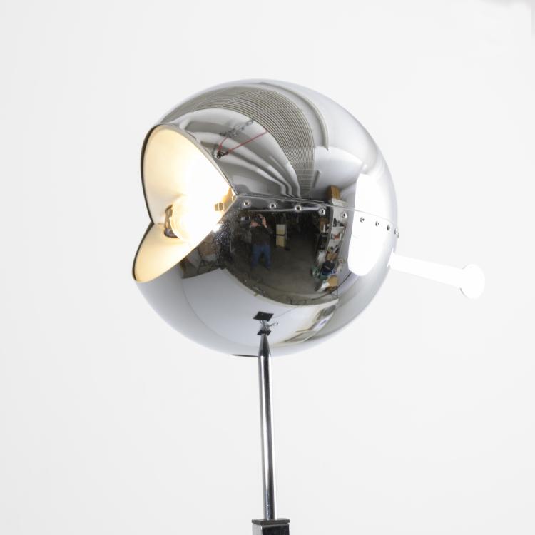 Bild 5 zu Objekt, 'Fire Ball' floorlamp, 1992, Carlo Forcolini, Sidecar / Artemide, Mailand, 157B 568