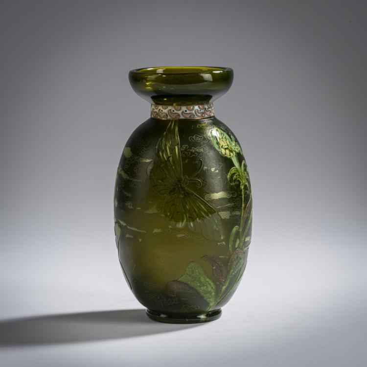 Bild 2 zu Objekt, 'Intercalaire'-Vase 'Papillon', 1894-1903, Eug&egrave;ne Kremer (wohl), Burgun, Schverer & Co. (wohl), Burgun, Schverer & Co., Verrerie d'Art de Lorraine, Meisenthal, 156B 84