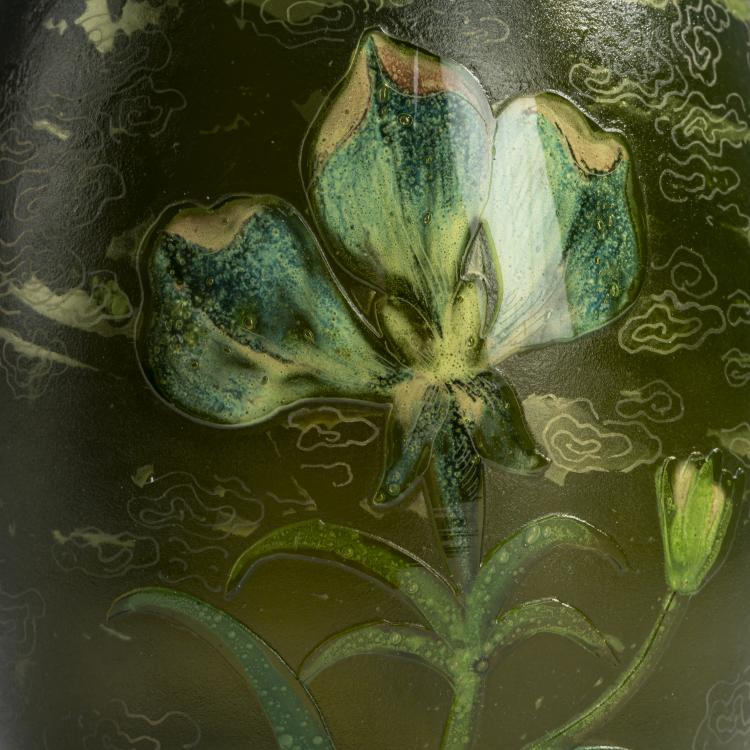 Bild 5 zu Objekt, 'Intercalaire'-Vase 'Papillon', 1894-1903, Eug&egrave;ne Kremer (wohl), Burgun, Schverer & Co. (wohl), Burgun, Schverer & Co., Verrerie d'Art de Lorraine, Meisenthal, 156B 84