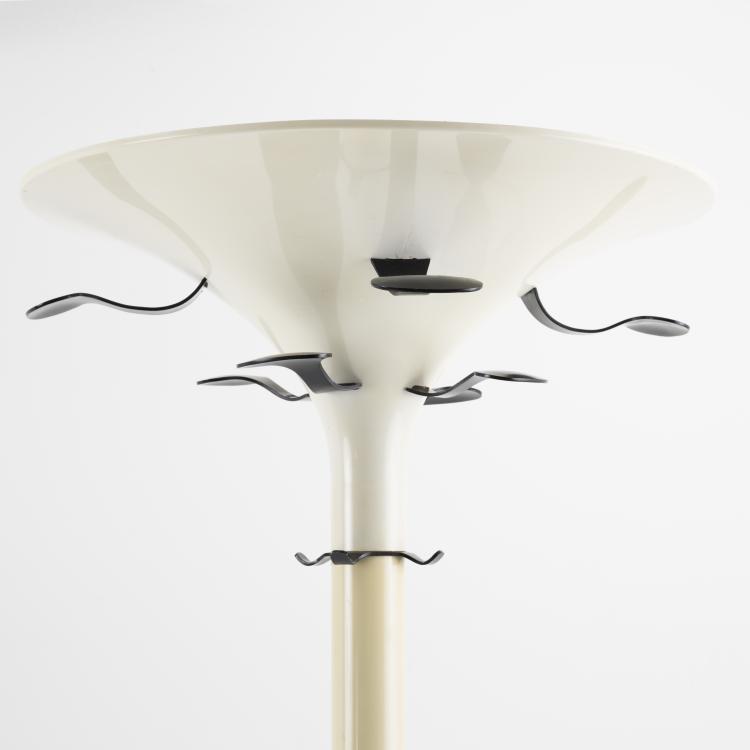 Bild 3 zu Objekt, Kleiderst&auml;nder / Stehleuchte '4706', 1970, Studio B.B.P.R.,Gian Luigi Banfi,Ludovico Barbiano di Belgiojoso,Enrico Peressutti,Ernesto Nathan Rogers, Kartell, Noviglio, 157B 486