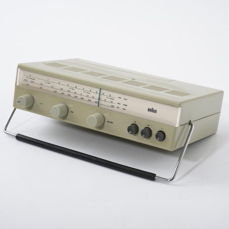 Bild 1 zu Objekt, Kofferradio 'T 540', 1962, Dieter Rams, Braun AG, Frankfurt am Main, 157A 102