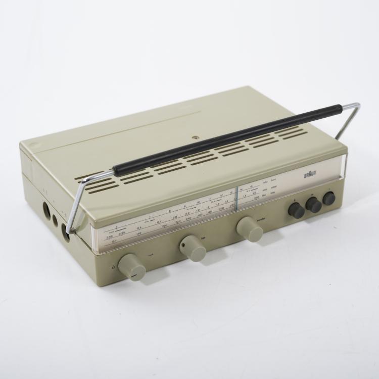 Bild 4 zu Objekt, Kofferradio 'T 540', 1962, Dieter Rams, Braun AG, Frankfurt am Main, 157A 102