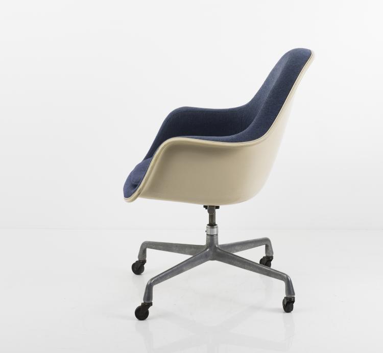 Bild 1 zu Objekt, 'Loose Cushion Armchair', 1971, Charles Eames,Ray Eames, Miller, Herman, Zeeland, MI, 157B 497