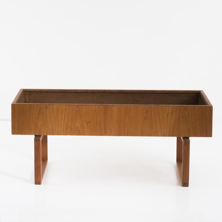 Bild 1 zu Objekt, Flower bench, c. 1960, J. L. M&oslash;llers M&ouml;belfabrik, H&ouml;jbjerg  (zugeschrieben), 157B 427