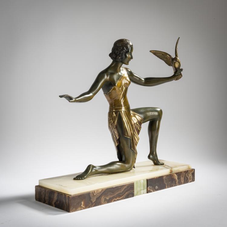 Bild 1 zu Objekt, Frau mit Vogel, um 1930, J. Brault, 156C 339