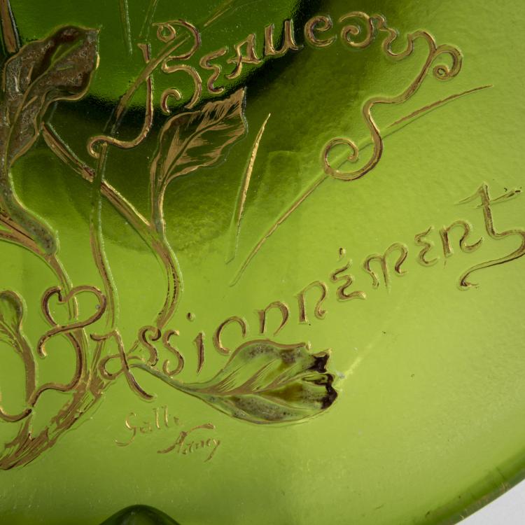 Bild 3 zu Objekt, Schale 'Un peu, beaucoup, passion&eacute;ment' mit Silbermontierung, um 1890, Emile Gall&eacute;, Gall&eacute;, &Eacute;mile, Nancy, 156B 183